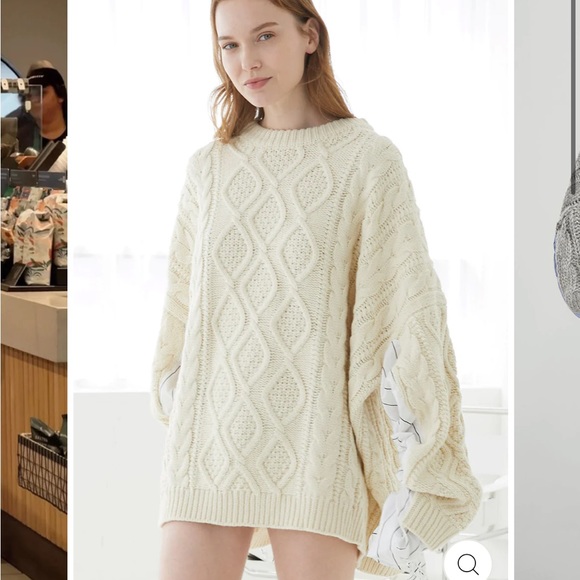 Storets gorgeous oversized sweater size small/ medium, fits up to xl - Picture 2 of 3